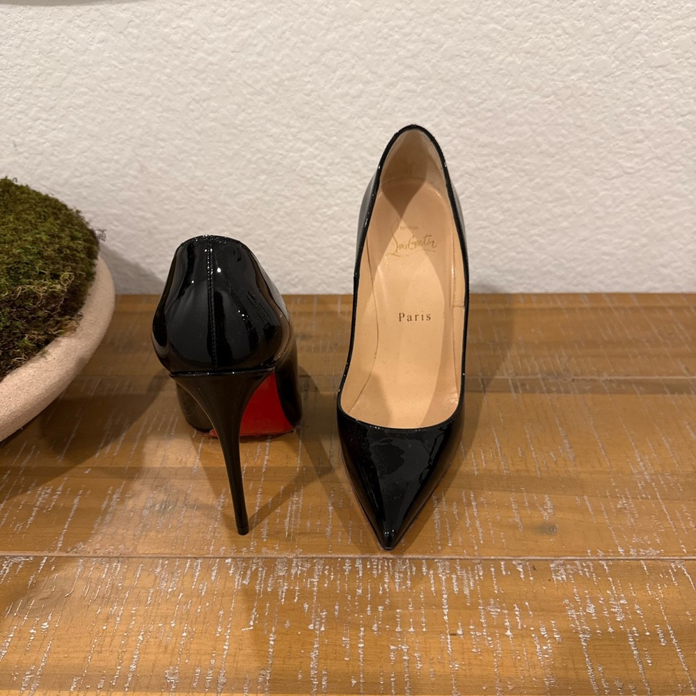 Christian Louboutin so Kate Black and Red Patent Heels - Picture 2 of 11